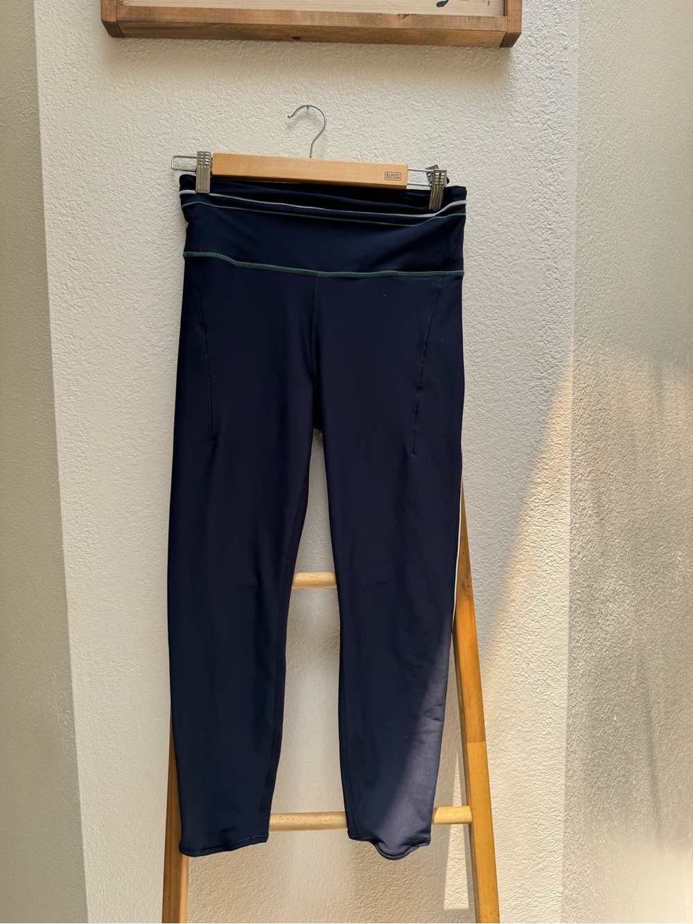 Athleta Navy Blue High-Rise Performance Leggings with Contrast Waistband